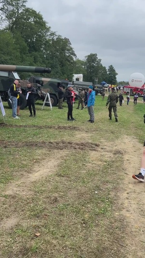 Sustainment Soldiers race Polish Freedom Run