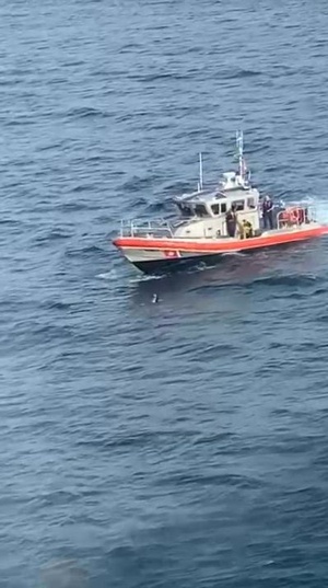 Coast Guard rescues diver at sea off Anclote Key
