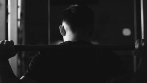 Raising the Bar: MCBH Marine breaks Hawaii State Powerlifting Record