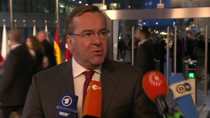 Doorstep statement by German Minister of Defence at the meeting of NATO Ministers of Defence