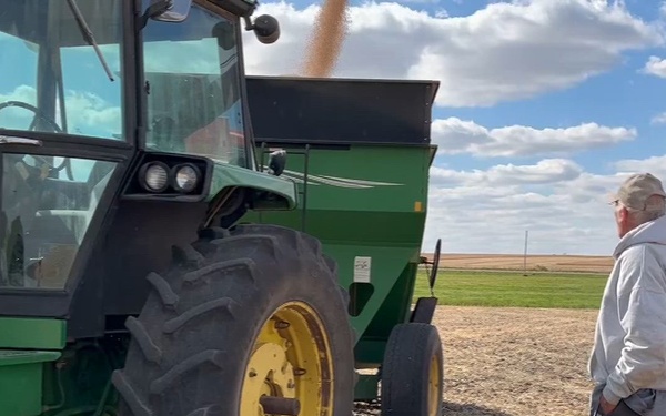 Veteran F-100 crew chief lives quiet life on Iowa Farm after Vietnam