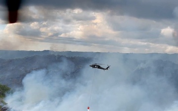 [B-Roll] Hawaii Army National Guard Provides Aerial Fire Suppression for Mililani Wildfire