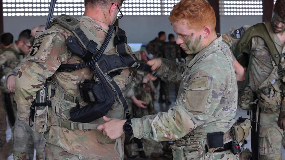 DVIDS - Video - 101st Airborne Division (Air Assault), Brazilian army ...