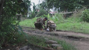 B-Roll: MRF-SEA and Philippine Marines conduct EOD scenarios
