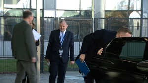 Doorstep statement by the Lithuanian Minister of Foreign Affairs at the meeting of NATO Foreign Ministers (28 nov. 2023)