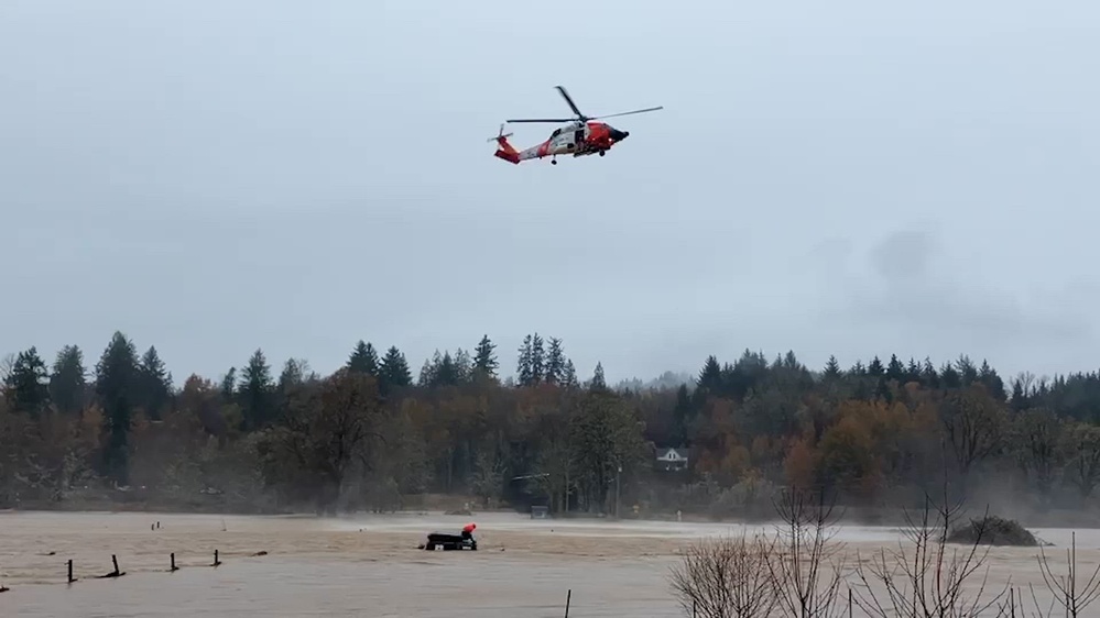 DVIDS - Video - Coast Guard rescues 5 people from flooding near Grays ...