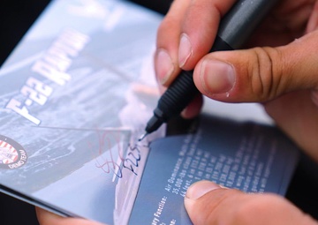 F-22 Raptor Demo - Air Show London Sky Drive, Canada