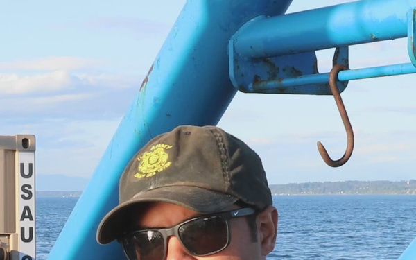 US Army deep sea divers retrieve derelict fishing nets in partnership with Washington Dept. of Natural Resources