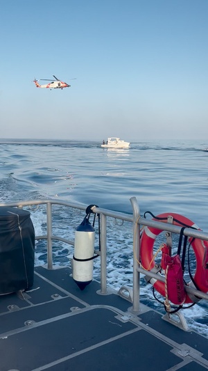 Coast Guard Station Cortez rescues mariners off Anna Maria Island