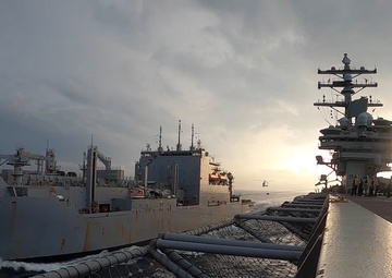 Early Morning RAS aboard USS Ronald Reagan (CVN 76)