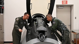 General Hokanson receives familiarization flight with D.C. ANG