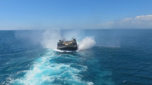 USS Bataan Conducts LCAC Operations