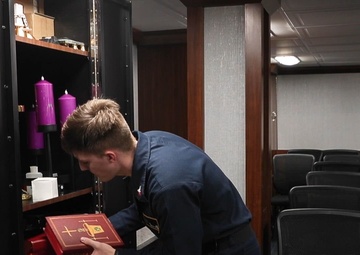 USS Gerald R. Ford's Command Religious Ministries Department Prepares for Services