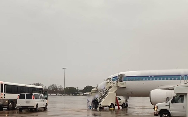 ICE conducts single adult, family unit removal flights Jan. 24