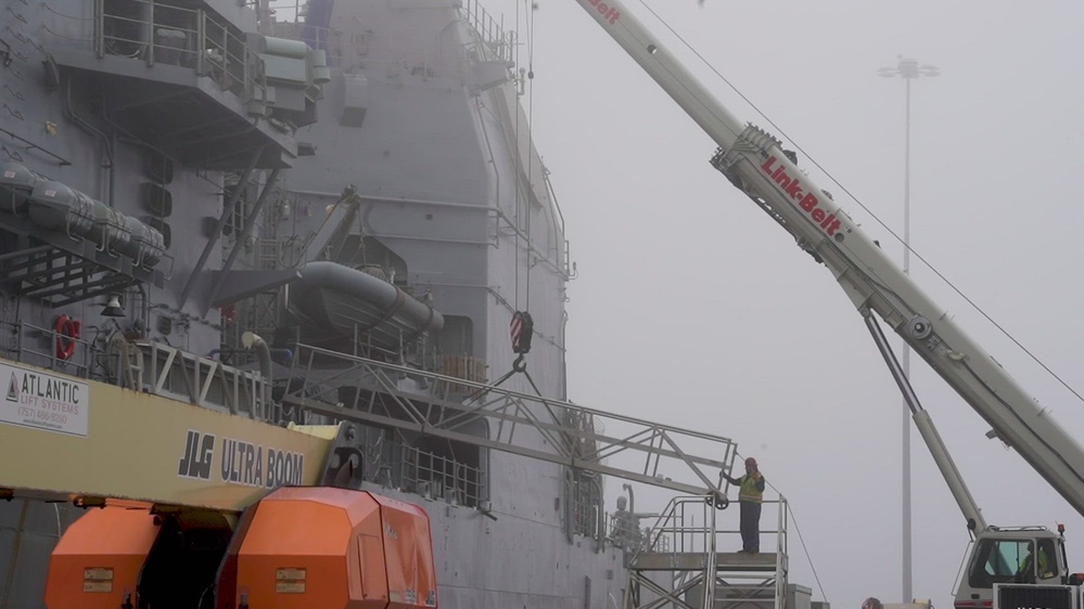 DVIDS - Video - USS Leyte Gulf (CG 55) Departs for 4th Fleet Deployment