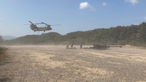 CH-47 Drops Off Howitzer in South Korea