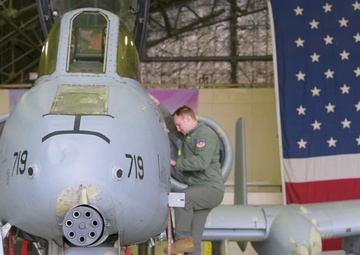 Osan Air Base holds bomb building, weapons loading competition