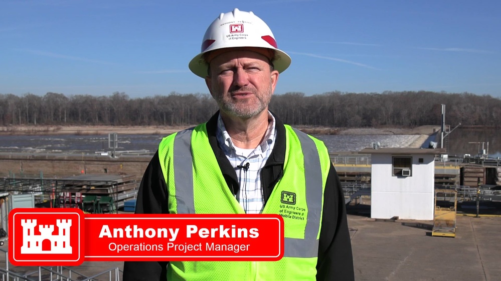 DVIDS Video USACE Mobile District ongoing repairs at Demopolis Lock