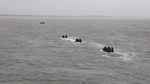 USS Gunston Hall Conducts Small Boat Operations with Members of Le Bataillon de Fusiliers Marins (BFM) Détroyat During Steadfast Defender 24