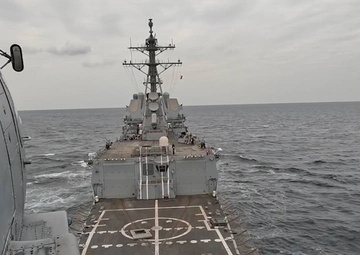 Video: Landing on USS Mason in an MH-60s Seahawk, Hanging Out the Door