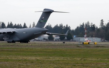 JBLM, McConnell AFB execute aerial refueling for Explodeo