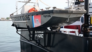 Coast Guard Cutter Vise conducts pile driving training in St. Petersburg