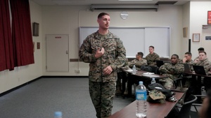 Gunnery Sgt. Michael Fischer explains the importance of SNCOA Faculty Advisors