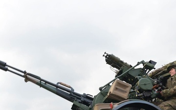 File:Taking aim in preparation for Fuerzas Comando 2014  140721-A-NV708-002.jpg - Wikimedia Commons