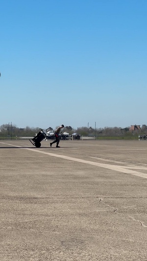 Travis AFB hosts Wings Over Solano air show, open house