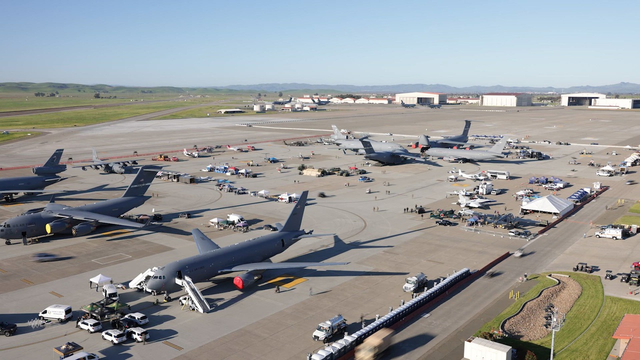 DVIDS - Video - Travis AFB hosts Wings Over Solano air show, open house