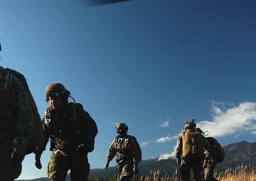 3d Recon CATC Fuji Parachute Operations