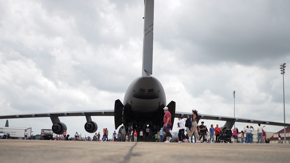 DVIDS - Video - B-roll: Great Texas Airshow 2024 Static displays and ...