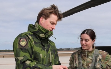 Swedish Air Force Visits National All Domain War-fighting Center
