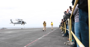 Abraham Lincoln conducts flight operations during friends and family day cruise
