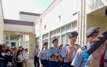 JROTC Cadets Connect with Elementary Students Through Service Project