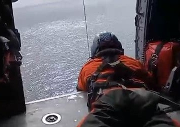 Air Station San Diego conducts medevac