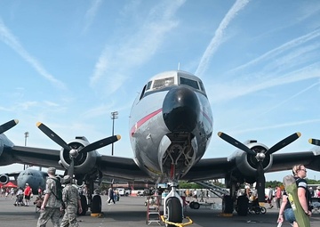 Charleston Airshow 2024 static displays, attendees