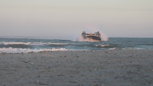 WSP ARG-24th MEU Conducts LCAC Operations