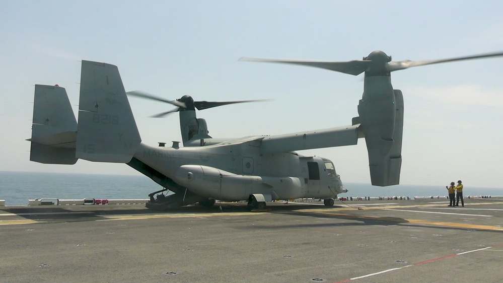 Dvids - Video - Vmm-365 (rein) Mv-22b Osprey Disembarks Uss Wasp (lhd 1)