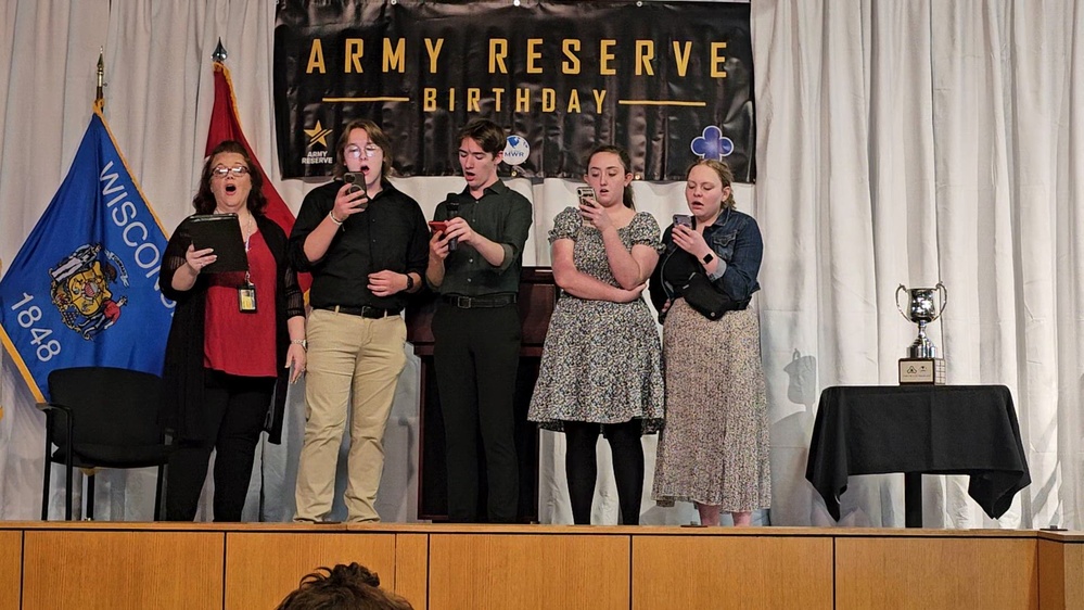 DVIDS - Video - Tomah High School Show Choir members perform for Fort ...