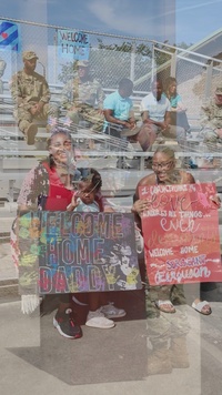 3rd Infantry Division Soldiers reunite with Families