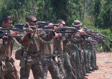 Balikatan 24 B-Roll: 15th MEU Shoots Straight with Philippine Marines