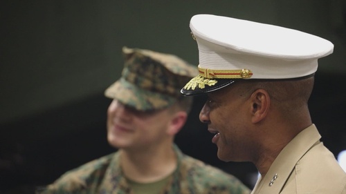 Maj. Gen. Worth Visits 2d MARDIV Marines aboard the USS Bataan