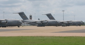 Soldiers with 1st BCT, 10th MTN DIV (LI) conduct joint air haul operations with U.S. Air Force and RCAF
