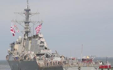 USS Carney (DDG 64) Visits Naval Station Norfolk