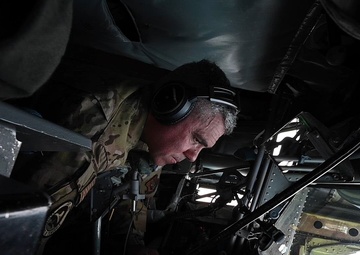 Fighters refuel during Checkered Flag