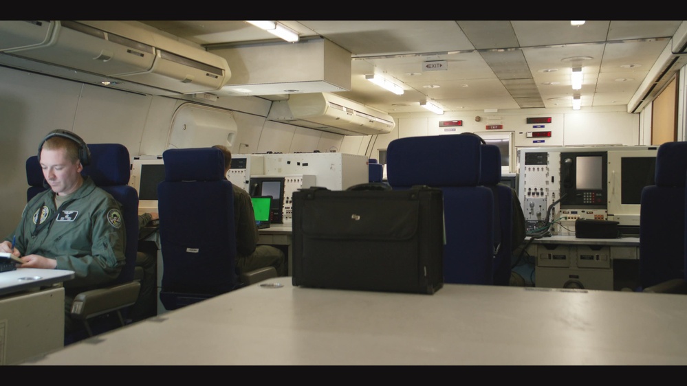 DVIDS - Video - E-4B Nightwatch Interior b-roll