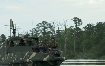 CLB-8 and V2/6 Conduct Littoral Boat Operations