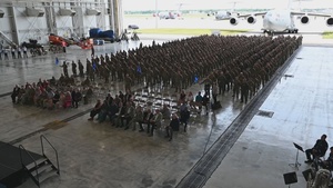 Perry assumes command of 445th Airlift Wing