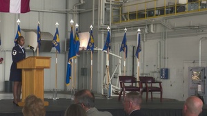 Perry assumes command of 445th Airlift Wing